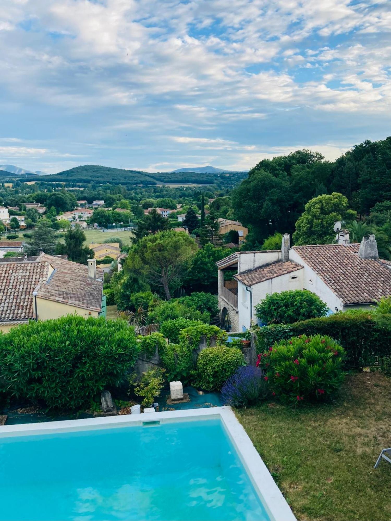 شقة Peaceful Retreat In Drome Provencale Castel Montboucher-sur-Jabron المظهر الخارجي الصورة